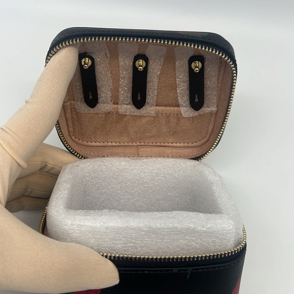 Kate Spade Madison Rose Toss Printed Jewelry Holder Case Box Black Red - Picture 8 of 14